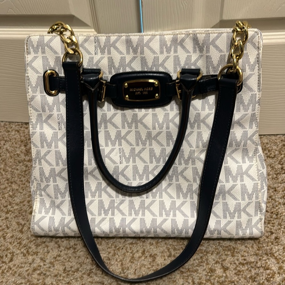 Michael Kors- large white/Navy laptop/work bag- great condition!